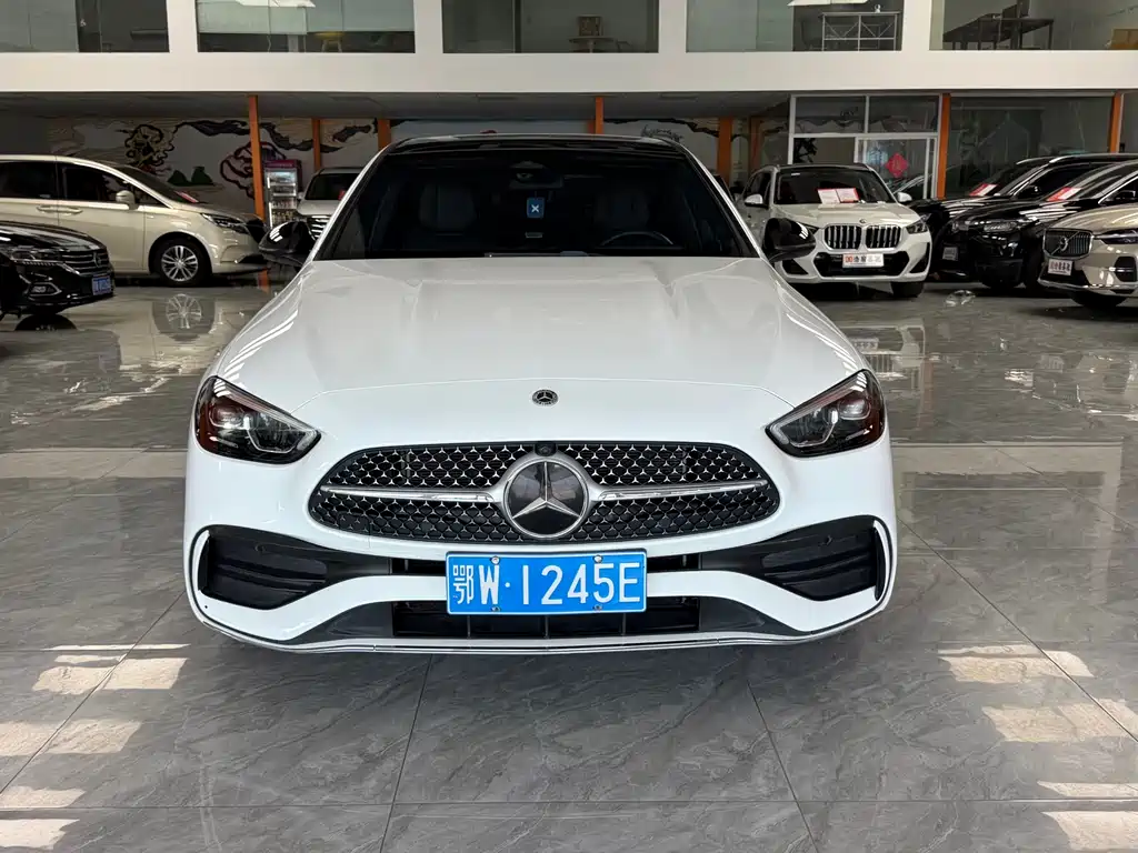 Mercedes-Benz C-Class 2022