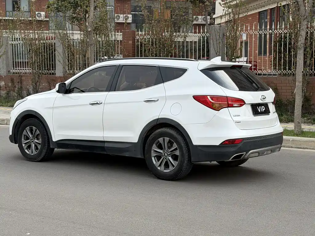 Hyundai Santa Fe 2017 — фото 4