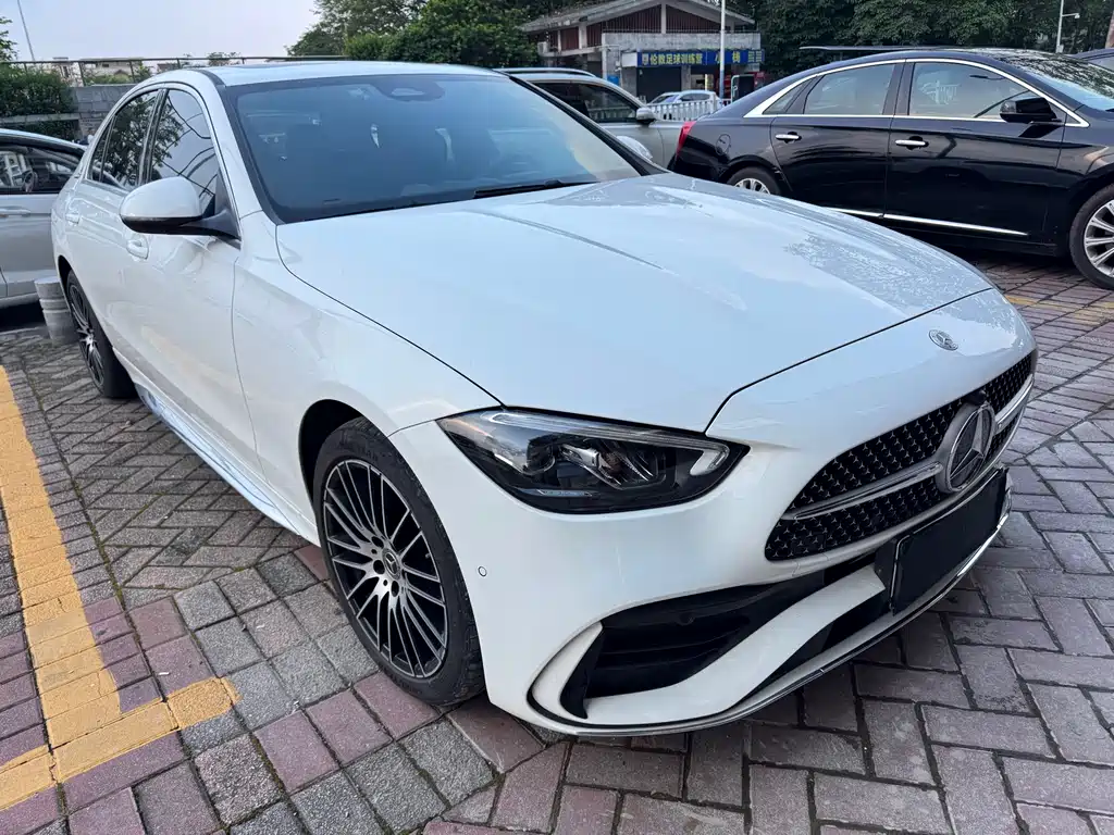 Mercedes-Benz C-Class 2023 — фото 3