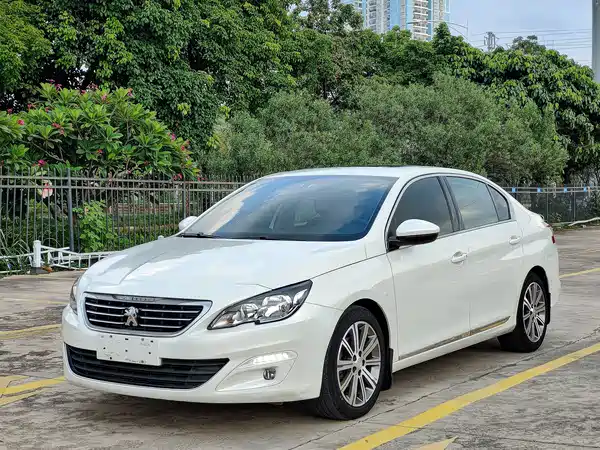 Peugeot 408 2015