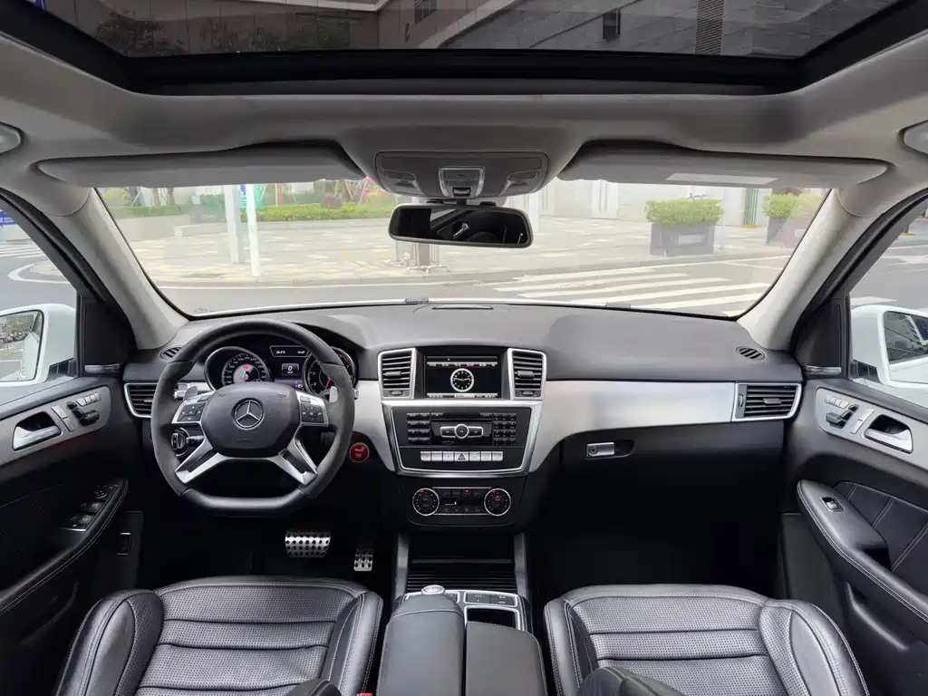 Mercedes-Benz M-Class AMG 2016 — фото 8