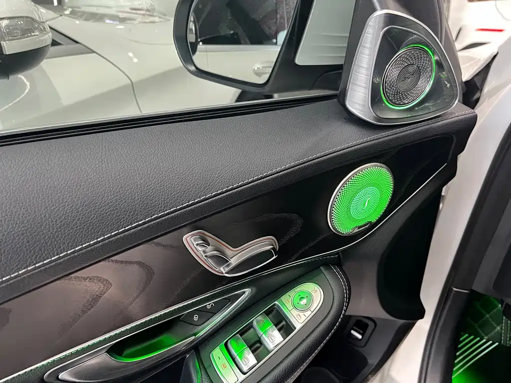 Mercedes-Benz C-Class 2018