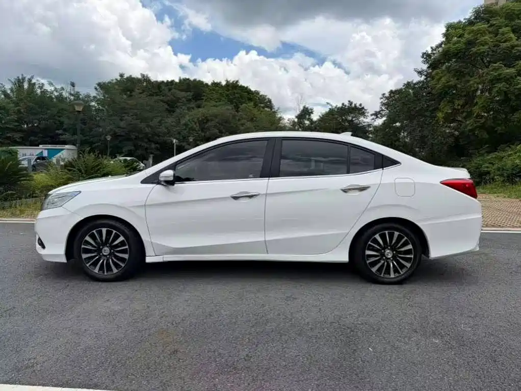 Honda Crider 2014