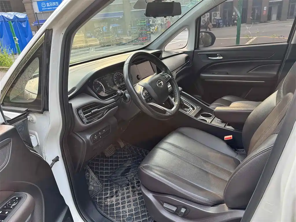GAC Motor Trumpchi M6 2020 — фото 4