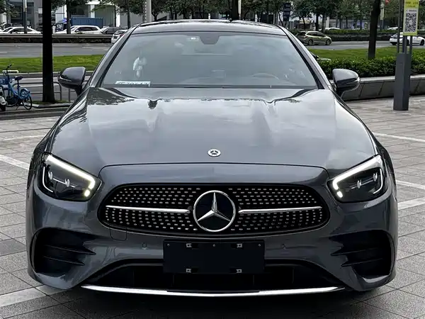 Mercedes-Benz E-Class 2023