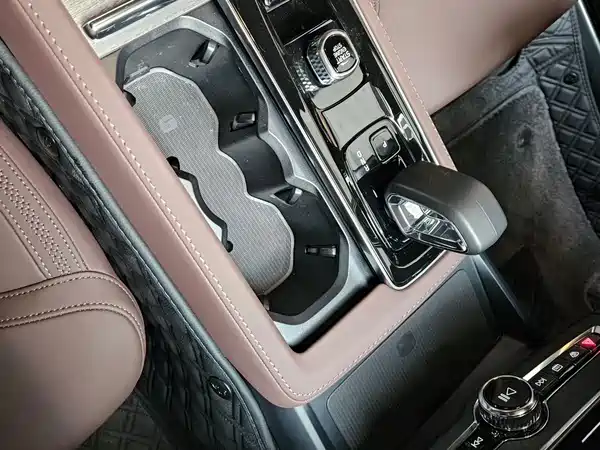 Volvo S90 2026