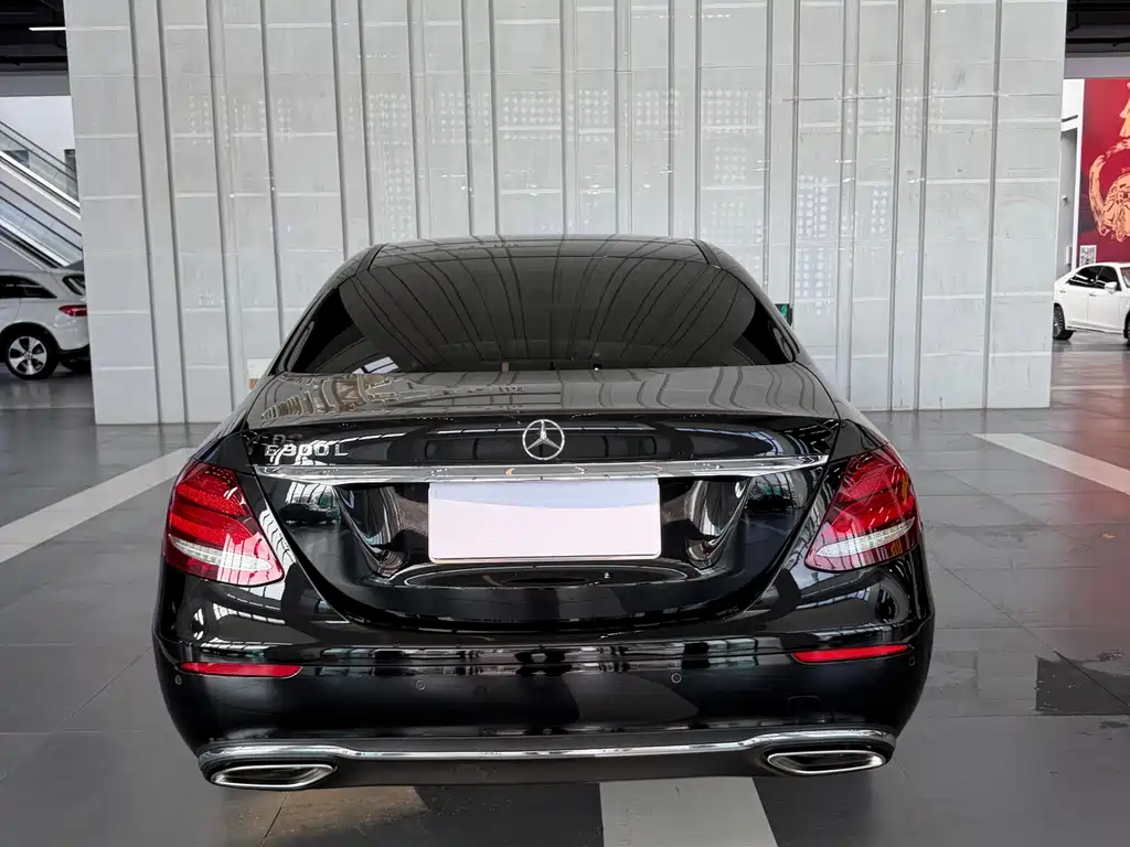 Mercedes-Benz E-Class 2020 — фото 10