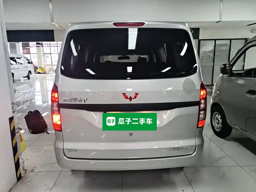 Wuling Hongguang V 2024