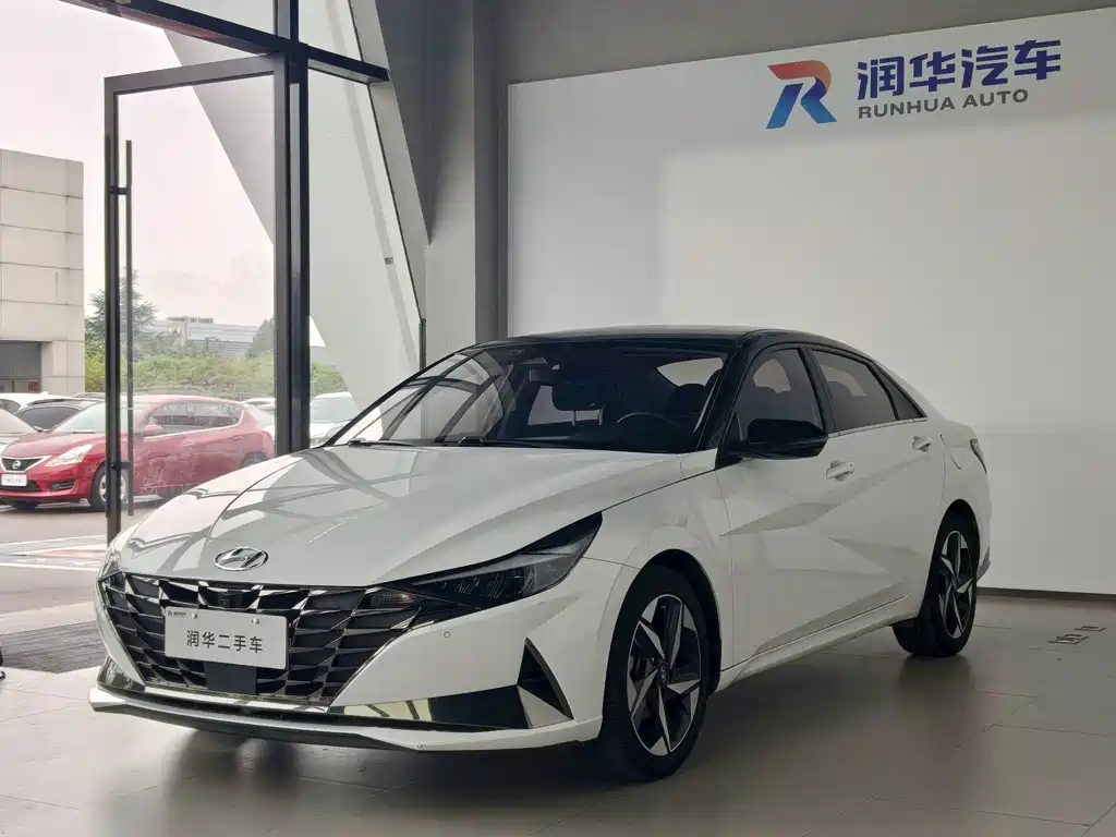 Hyundai Elantra 2021