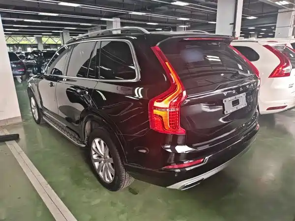 Volvo XC90 2015