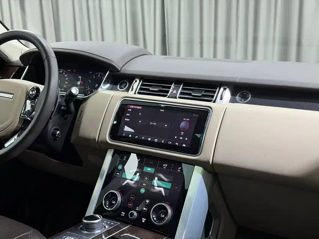 Land Rover Range Rover 2022 — фото 10