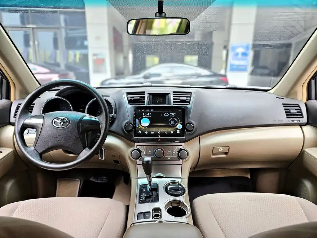 Toyota Highlander 2012 — фото 5
