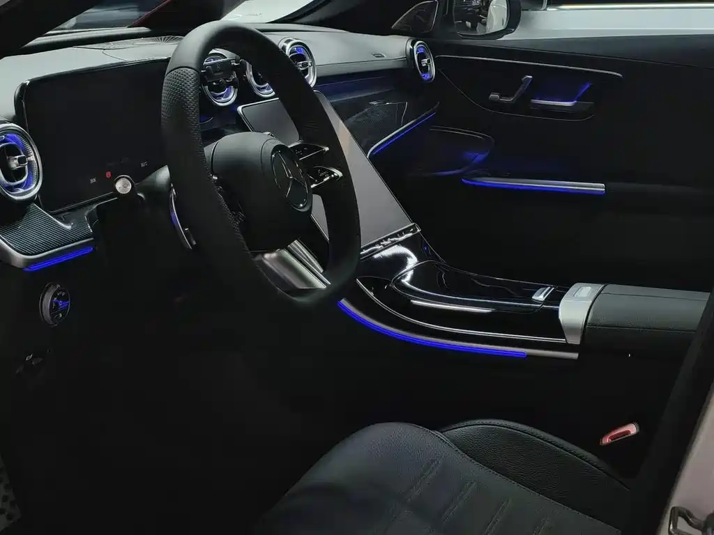 Mercedes-Benz C-Class 2023