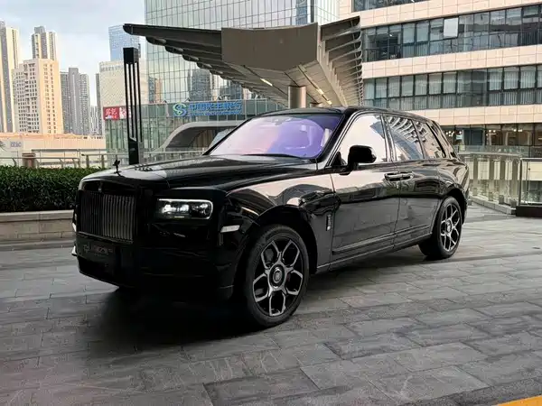 Rolls-Royce Cullinan 2024