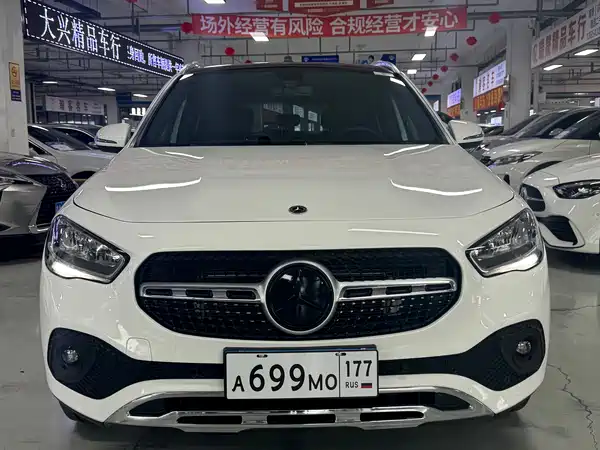Mercedes-Benz GLA 2021