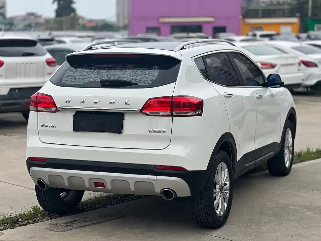 Haval H2s 2017 — фото 9