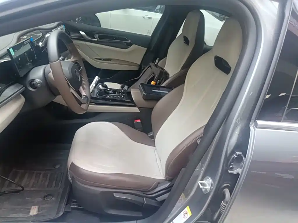 BYD Qin PLUS 2025 — фото 15