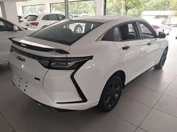 Dongfeng Yixuan 2024