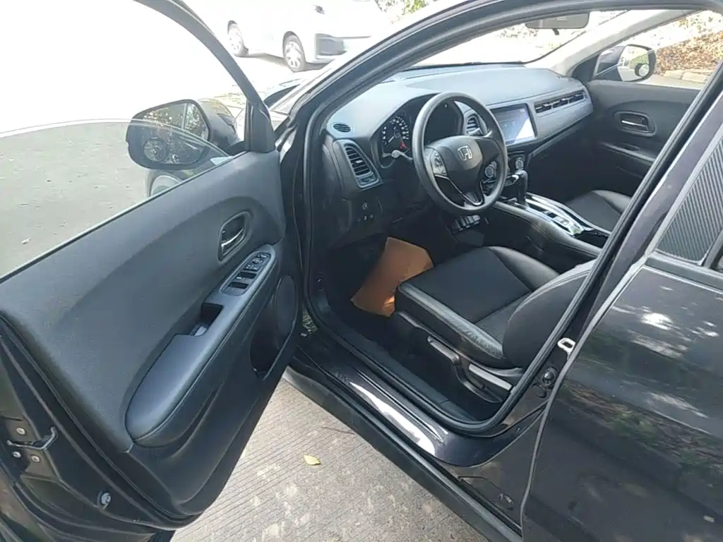 Honda Vezel 2021 — фото 12