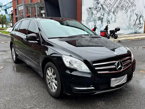 Mercedes-Benz R-Class 2016