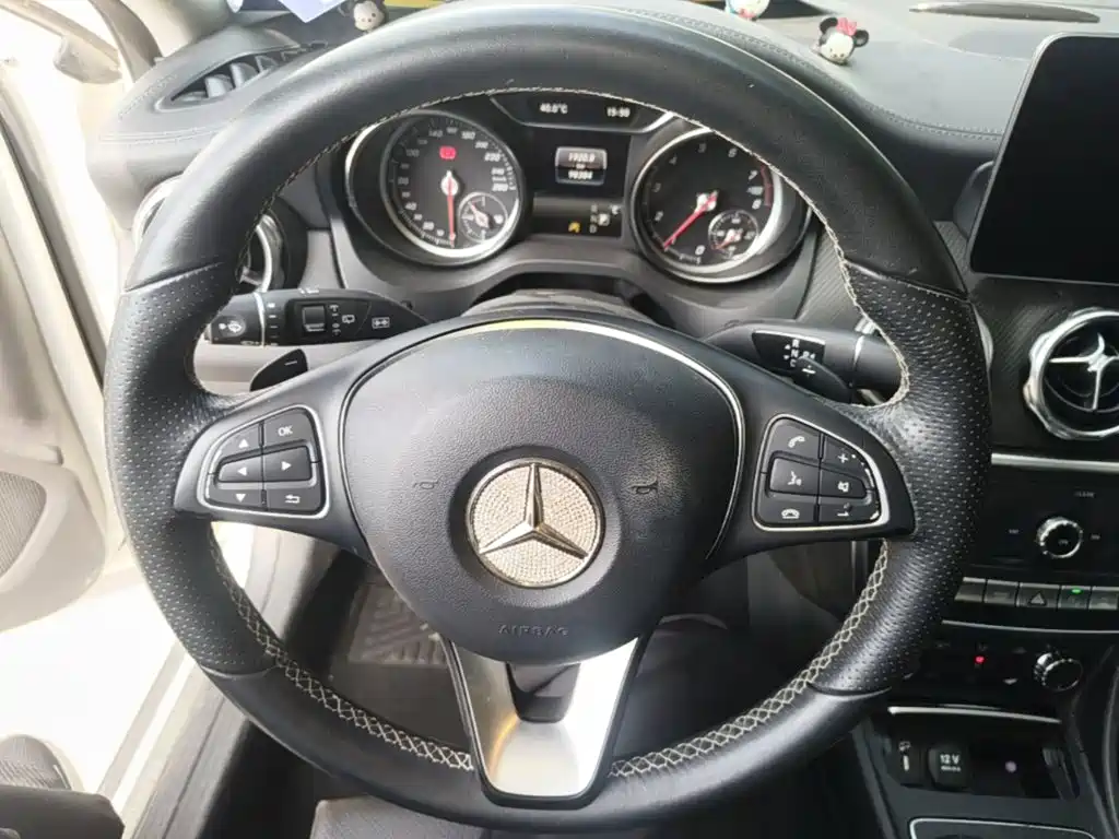 Mercedes-Benz GLA 2019 — фото 11