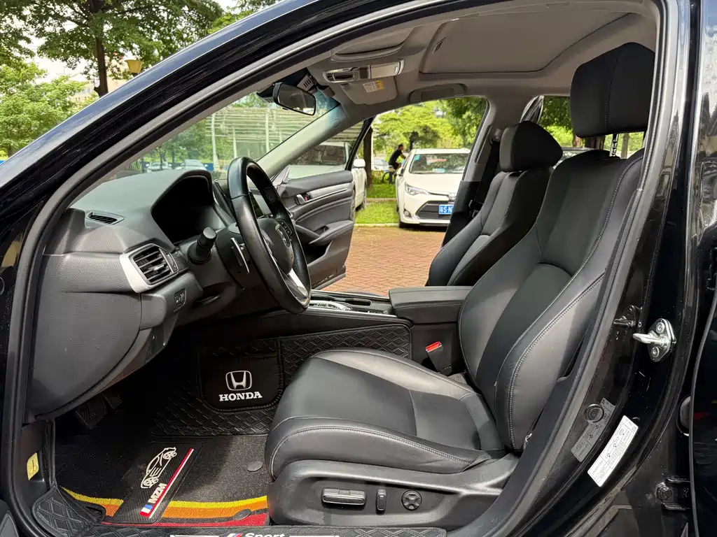 Honda Accord 2023 — фото 10
