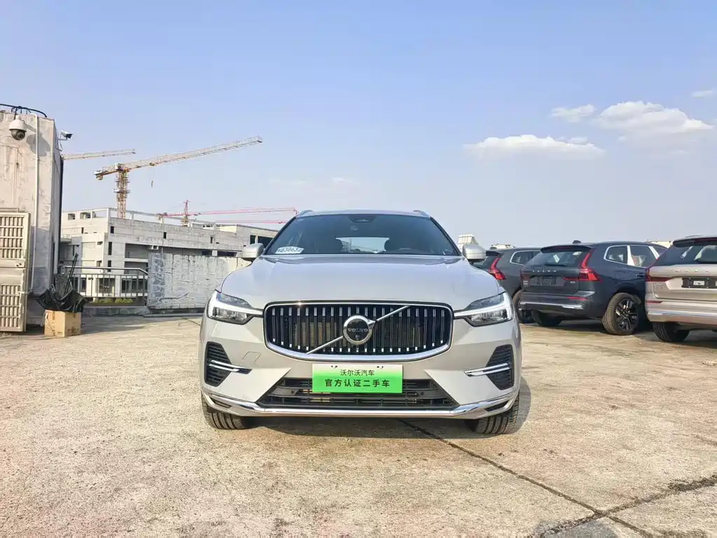 Volvo XC60 PHEV 2024