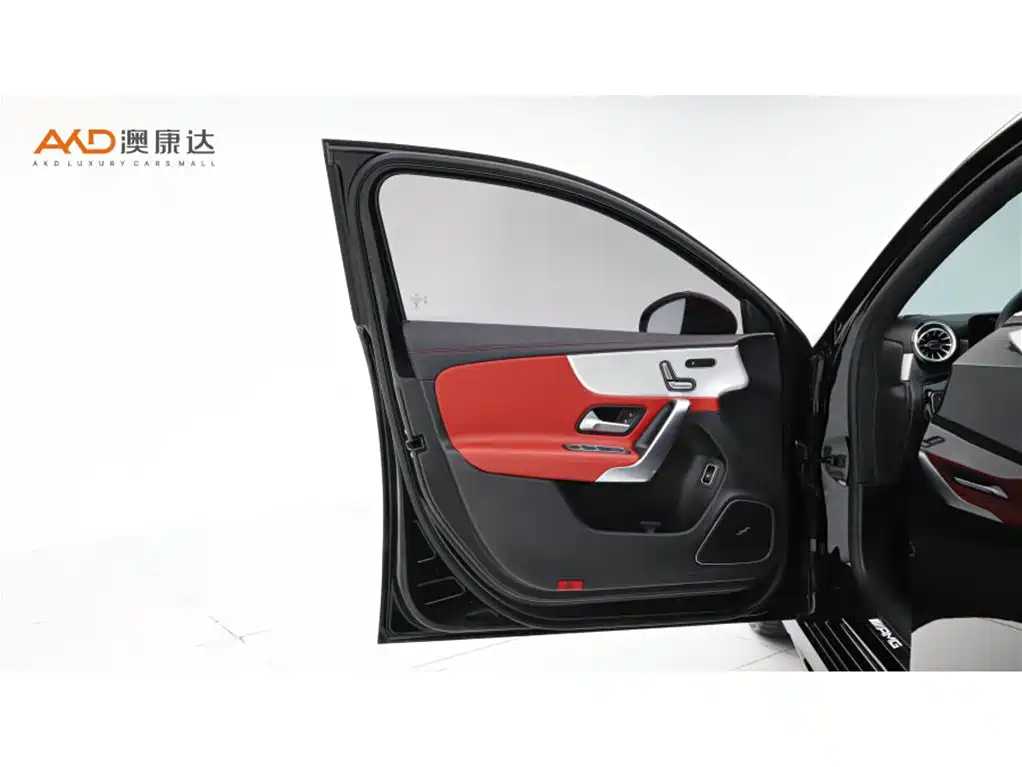 Mercedes-Benz A-Class AMG 2022 — фото 10