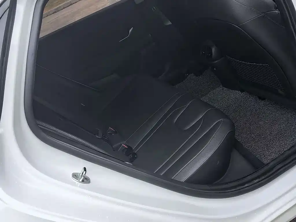 Hyundai Elantra 2021