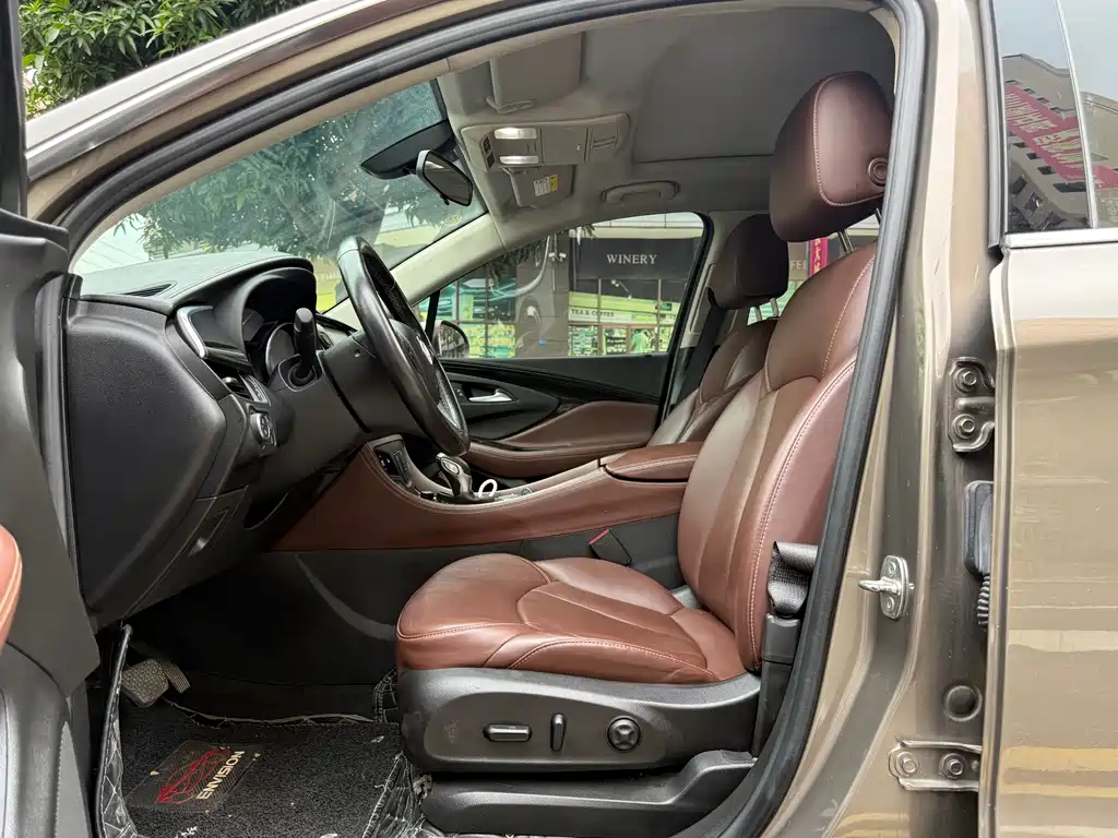 Buick Envision Plus 2018 — фото 10
