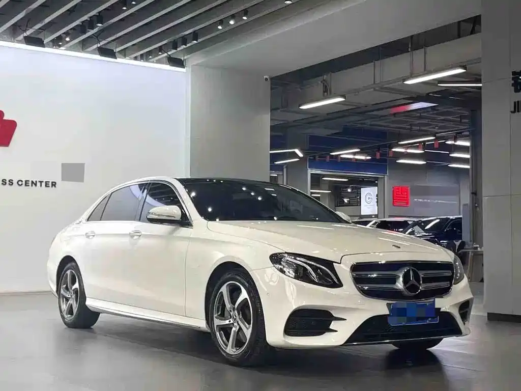 Mercedes-Benz E-Class 2019