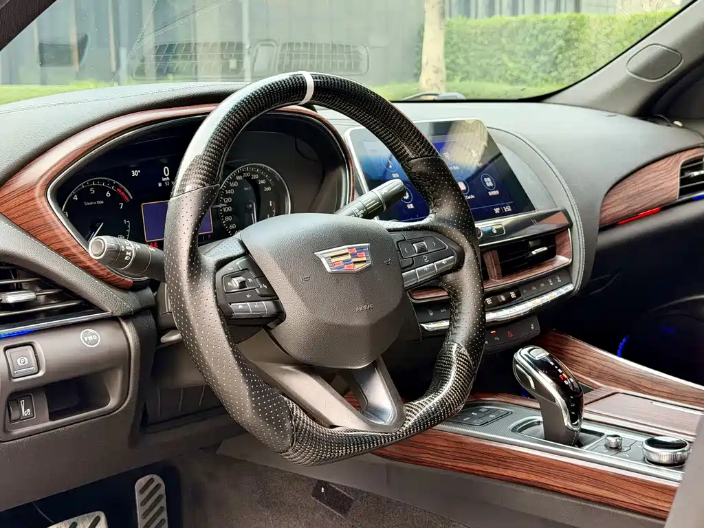 Cadillac CT5 2021 — фото 21