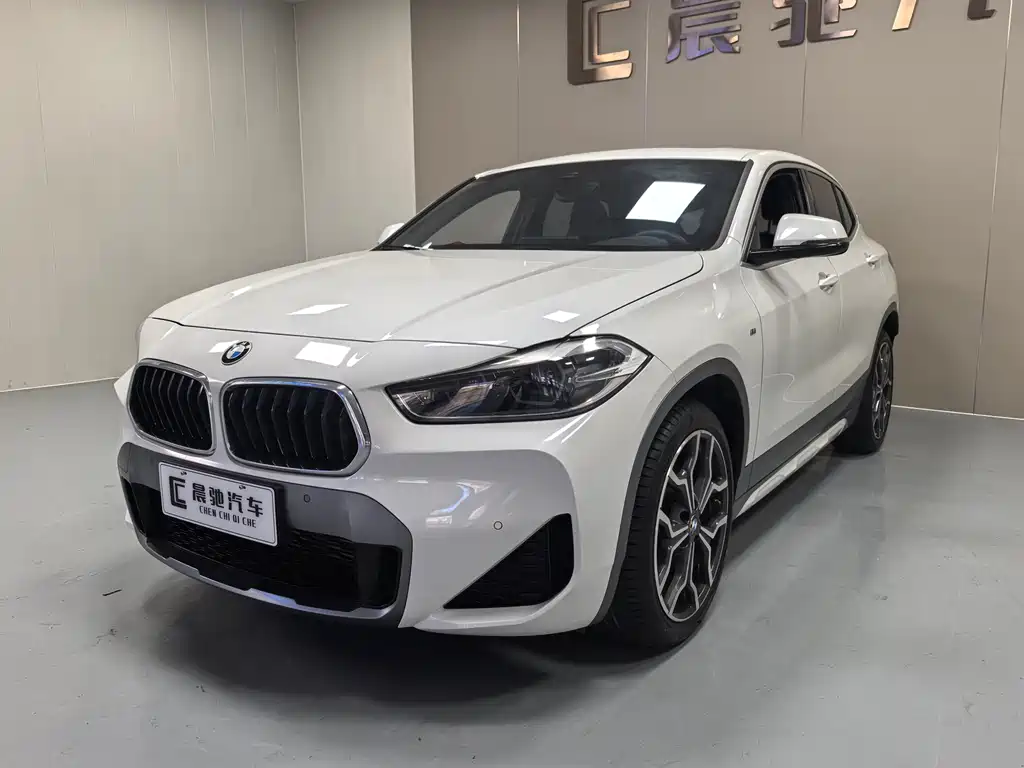 BMW X2 2020 — фото 1