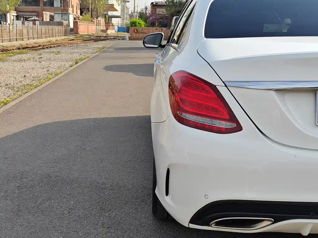 Mercedes-Benz C-Class 2015 — фото 27