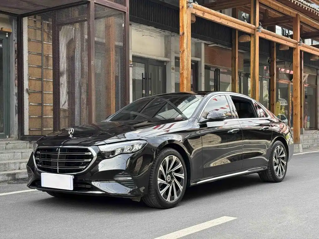 Mercedes-Benz E-Class 2025