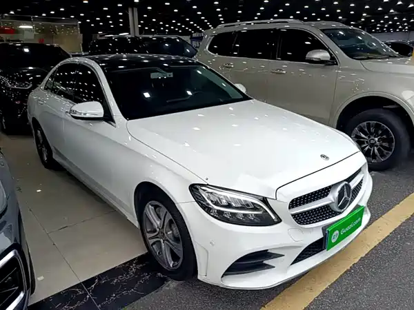 Mercedes-Benz C-Class 2021