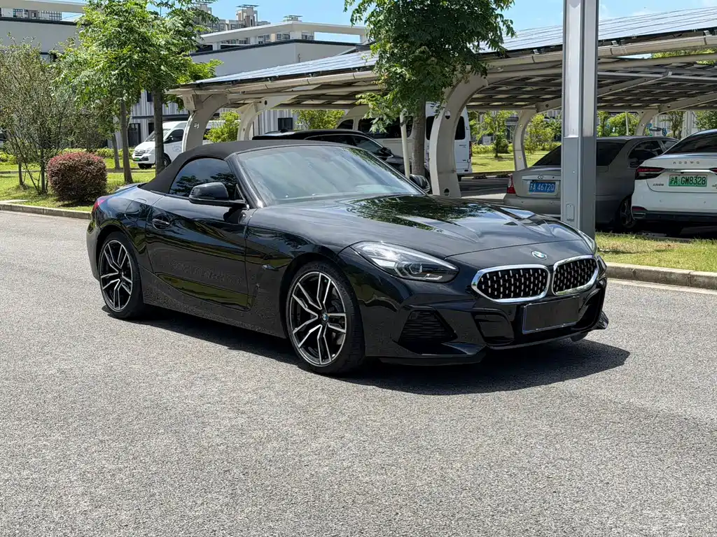 BMW Z4 2022 — фото 3