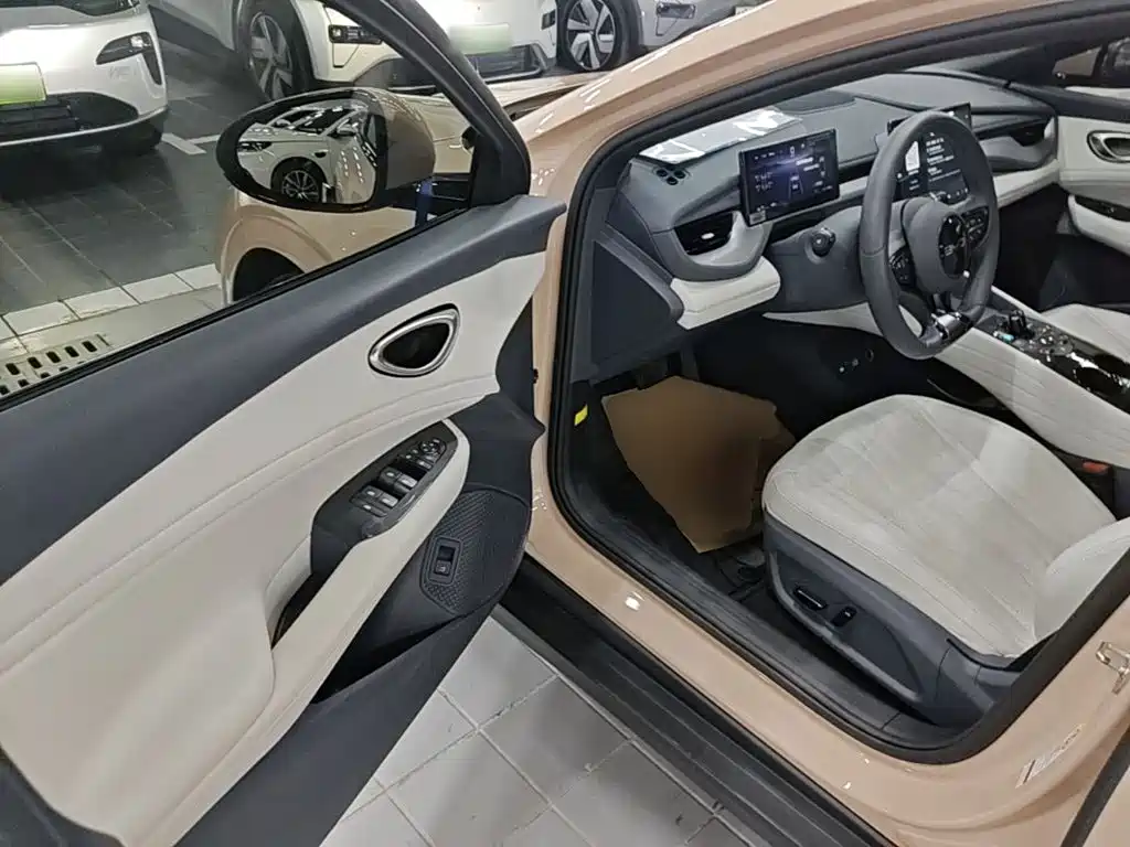 BYD Seal 06GT 2025 — фото 16