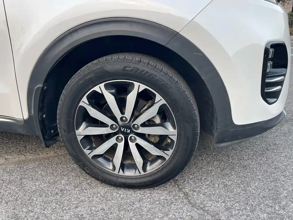 Kia KX5 2016 — фото 17