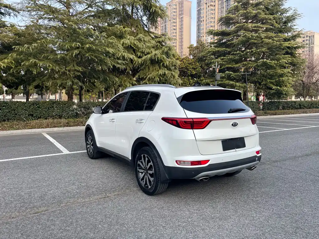 Kia KX5 2016 — фото 5