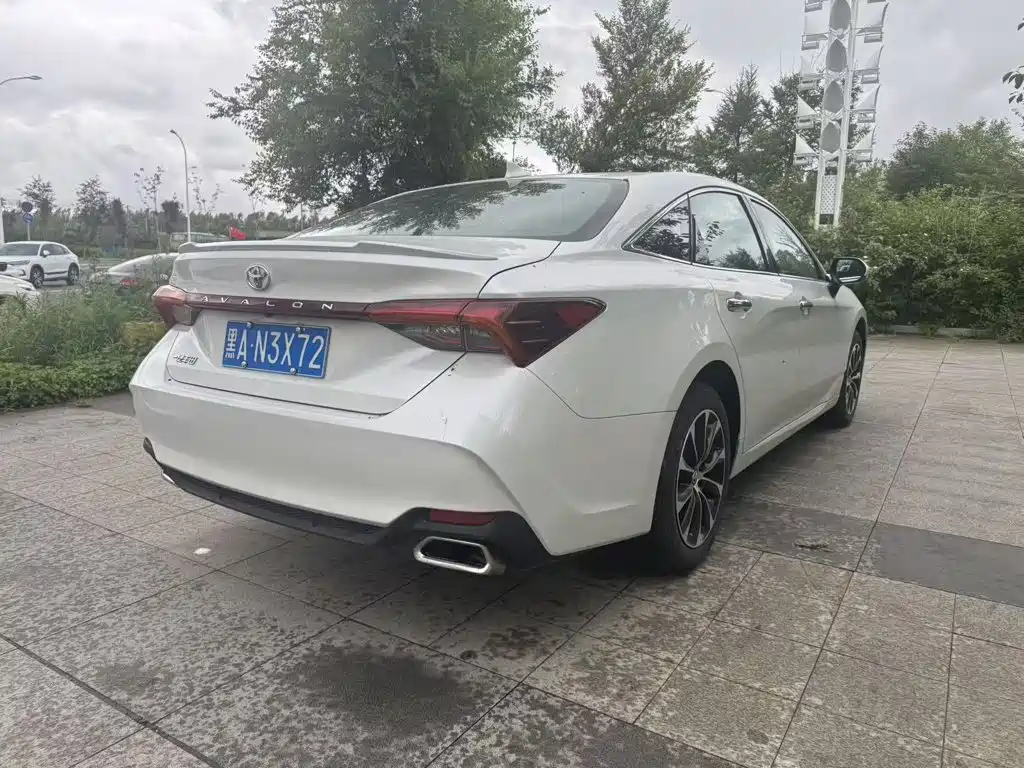 Toyota Avalon 2024