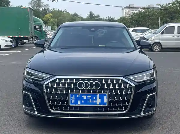 Audi A8 2024