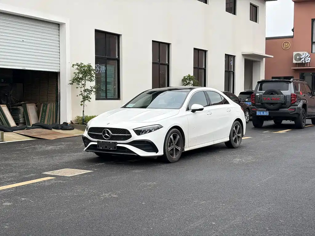 Mercedes-Benz A-Class 2023