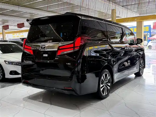 Toyota Alphard 2019