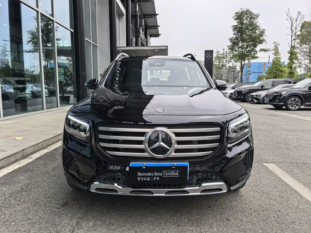 Mercedes-Benz GLB 2025 — фото 17