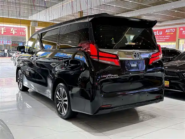 Toyota Alphard 2019