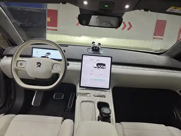 NIO ET7 2022