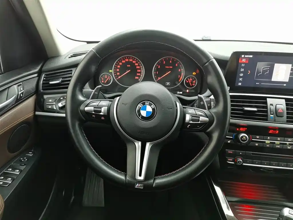 BMW X3 2017 — фото 13