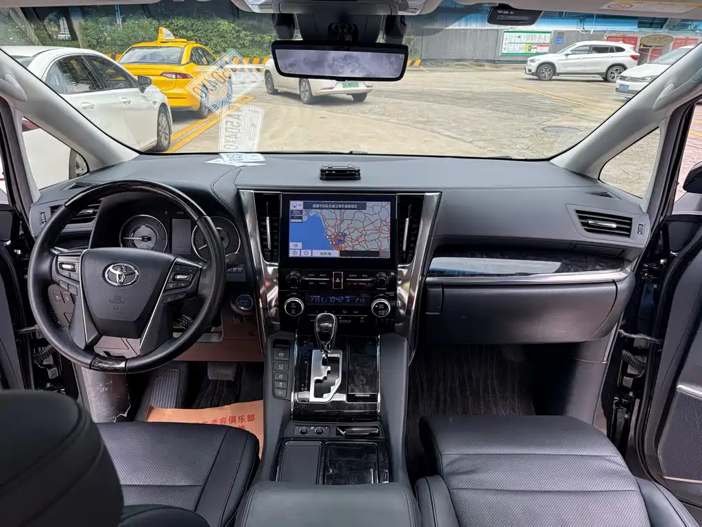 Toyota Vellfire 2020 — фото 22
