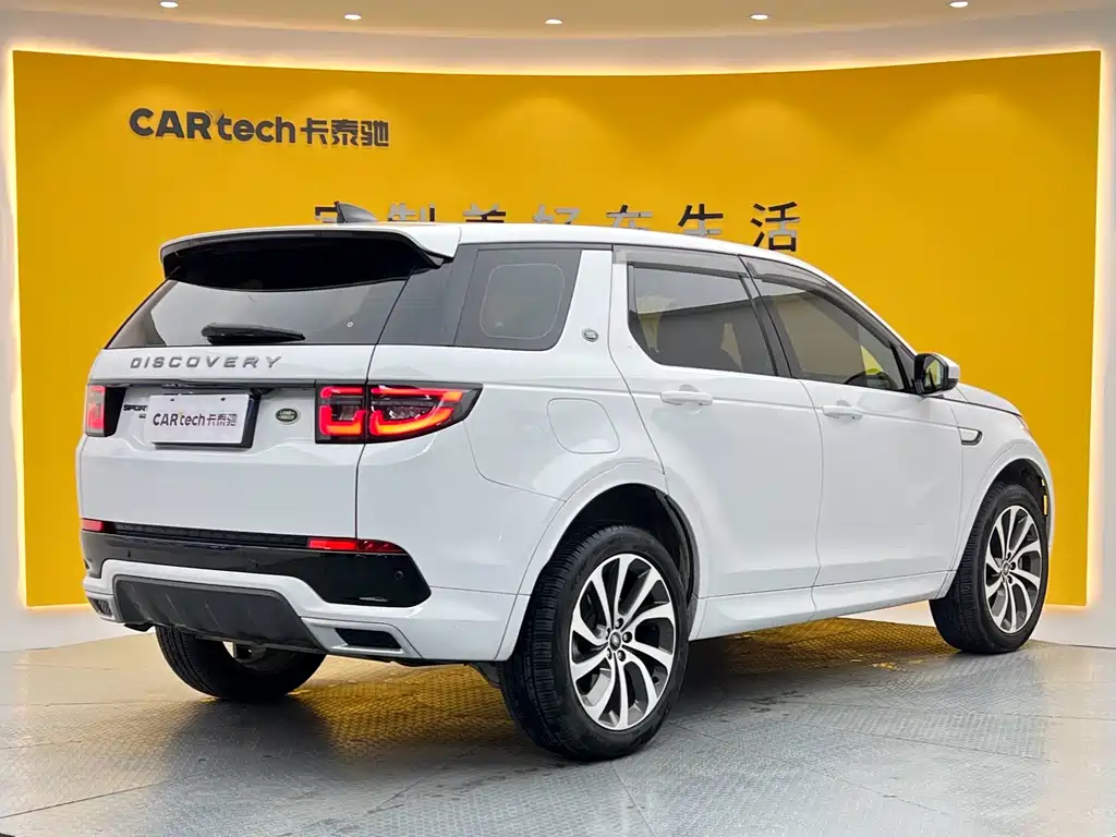 Land Rover Discovery Sport 2023 — фото 34